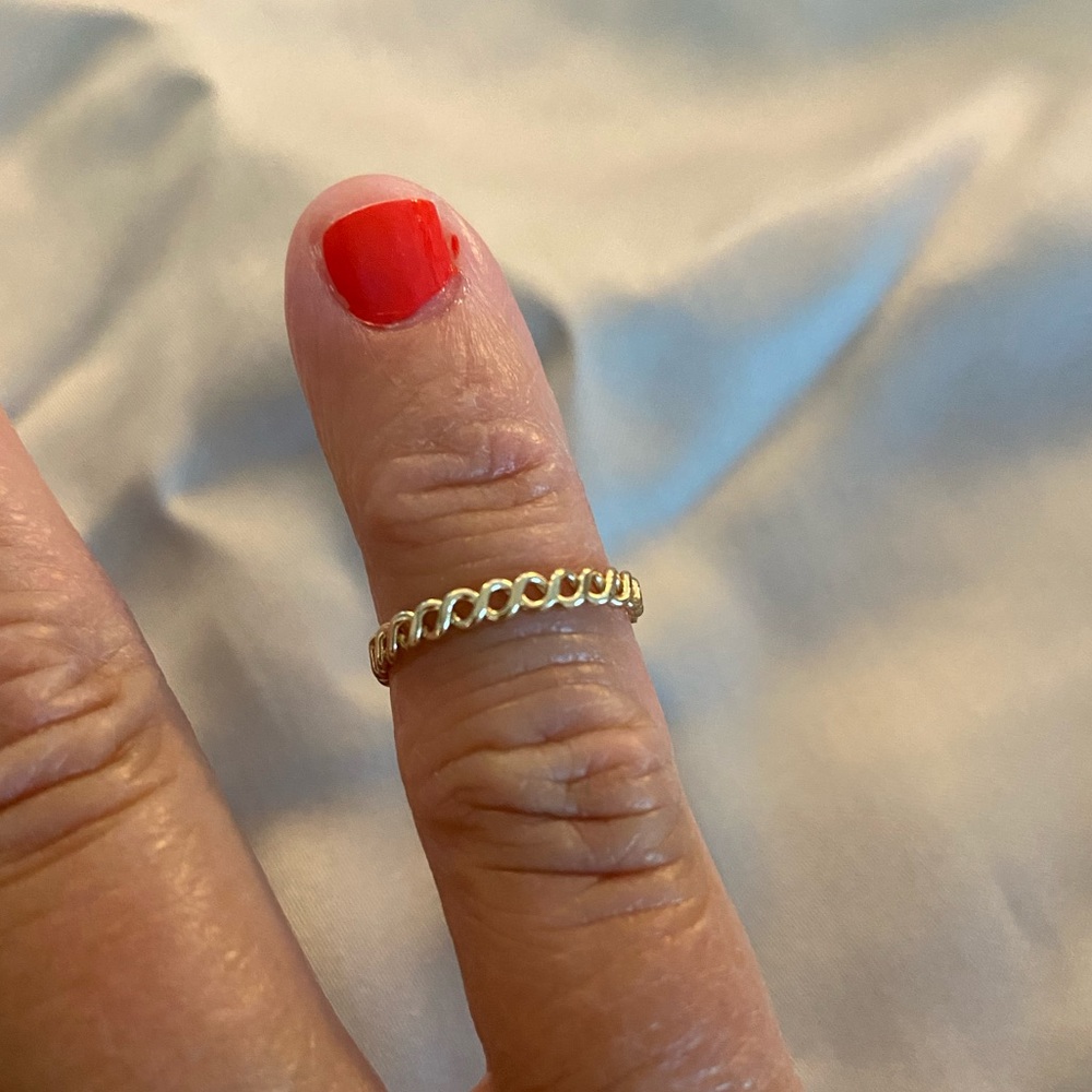 Gold Tone Toe Ring